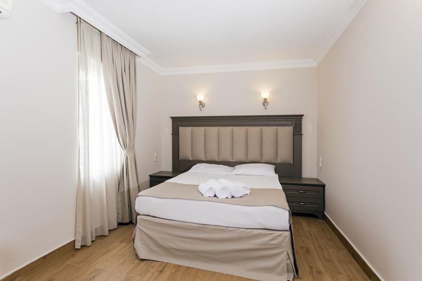 Moonshine-Hotel---Suites-Room-16