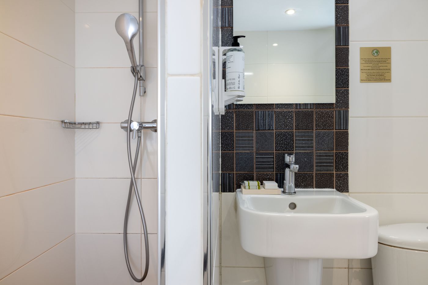 Villa-des-Ambassadeurs-Room-35