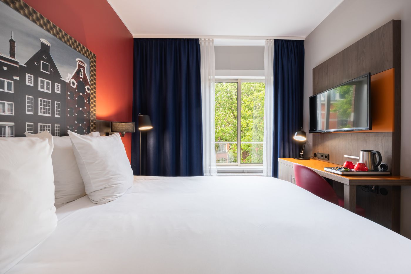 Leonardo-Hotel-Amsterdam-City-Center-Room-17