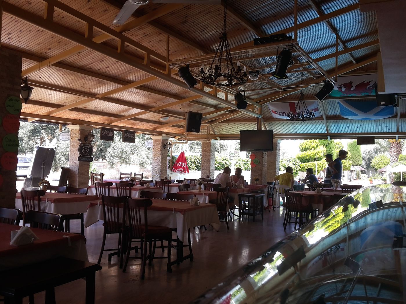 Sahin-Palace-Apartments-Restaurant-47