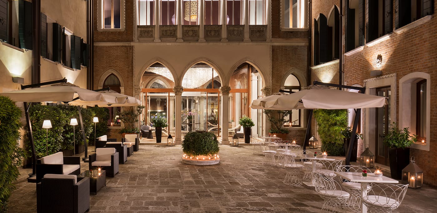 Sina Centurion Palace