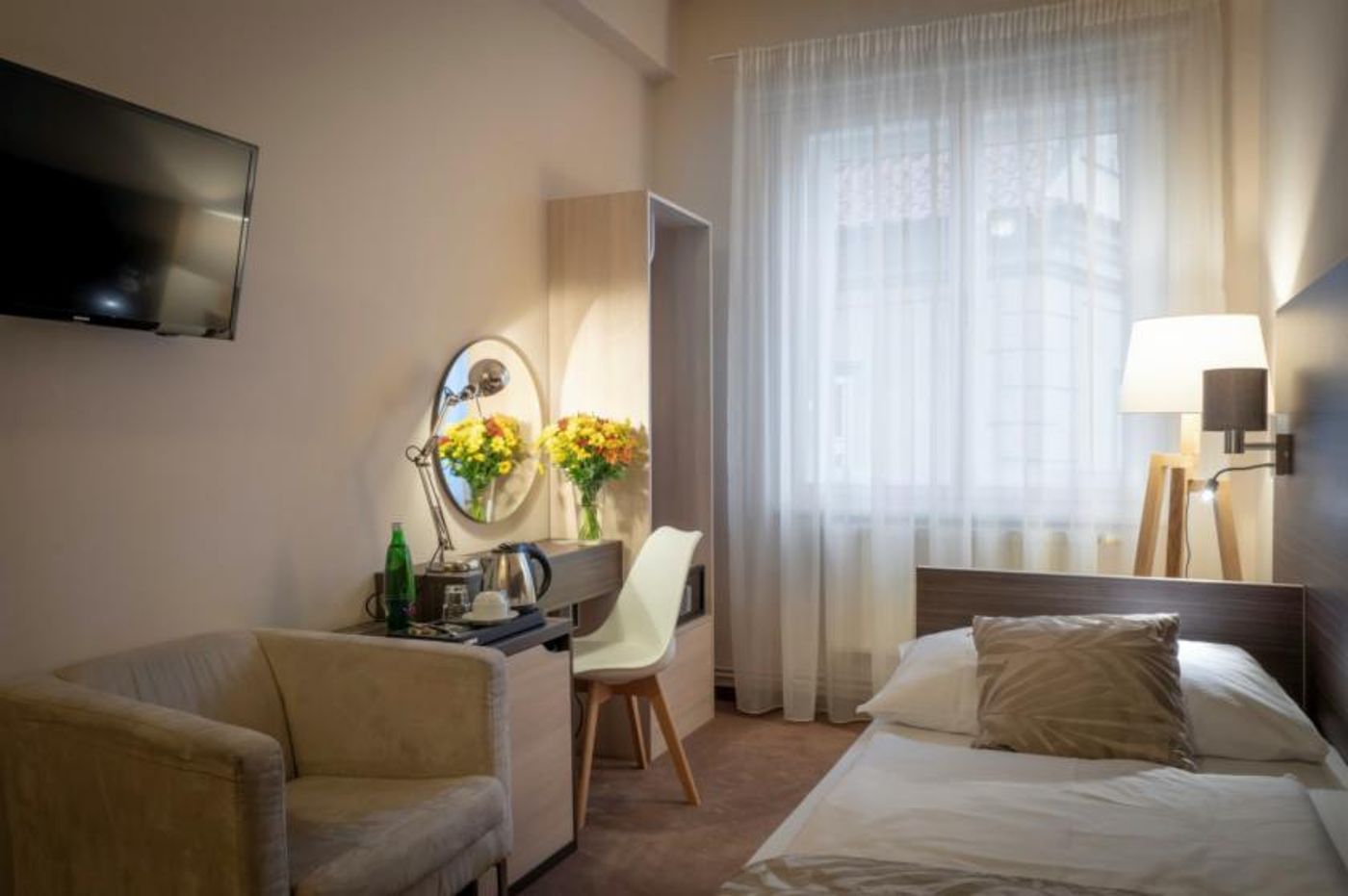 Pytloun Kampa Garden Hotel Prague - Czech Republic - PRAGUE - Room - 1