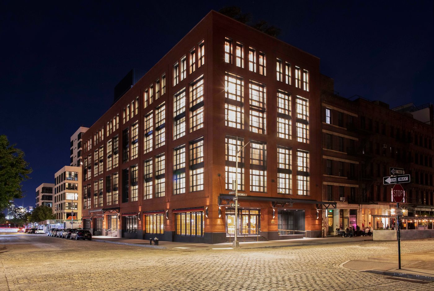 Fouquet-s-New-York-General-view-32