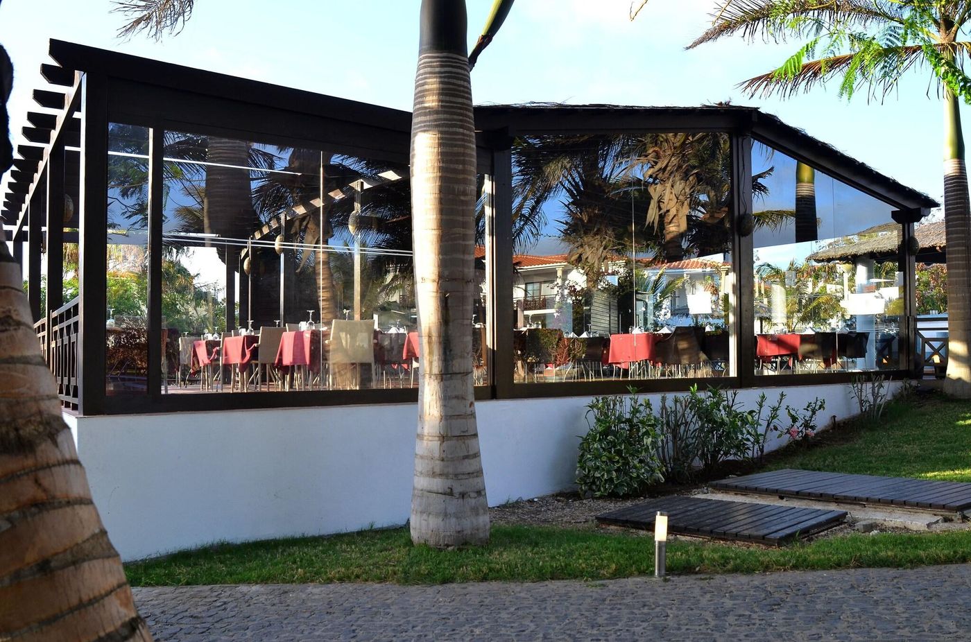 Melia-Tortuga-Beach-Resort-and-Spa-Restaurant-18