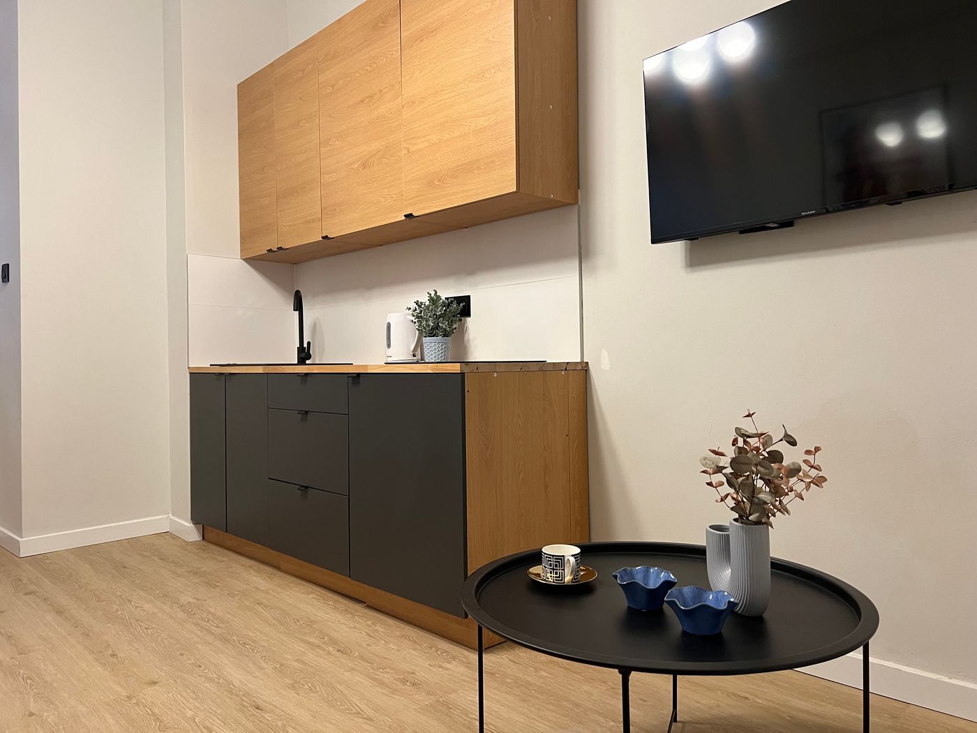 Corner-House-Residence-Room-27