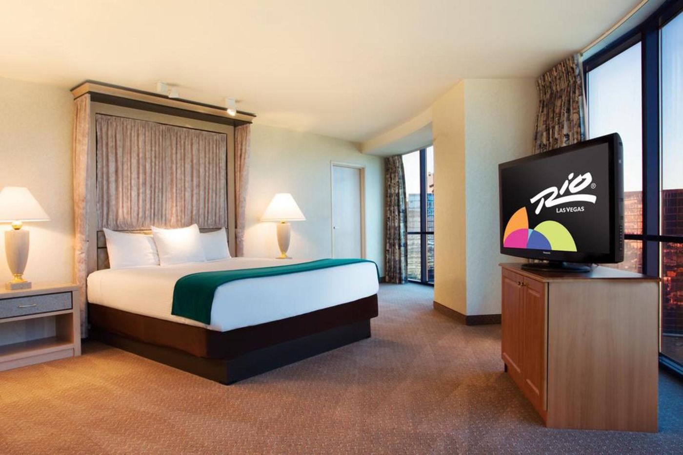 Rio-All-Suite-Hotel---Casino-Room-36