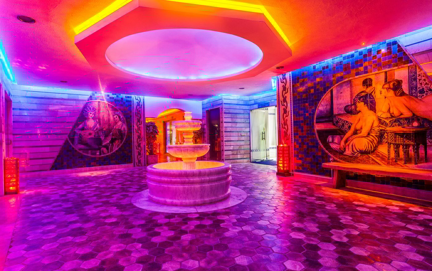 White-Gold-Hotel---Spa-Sports-and-Entertainment-54