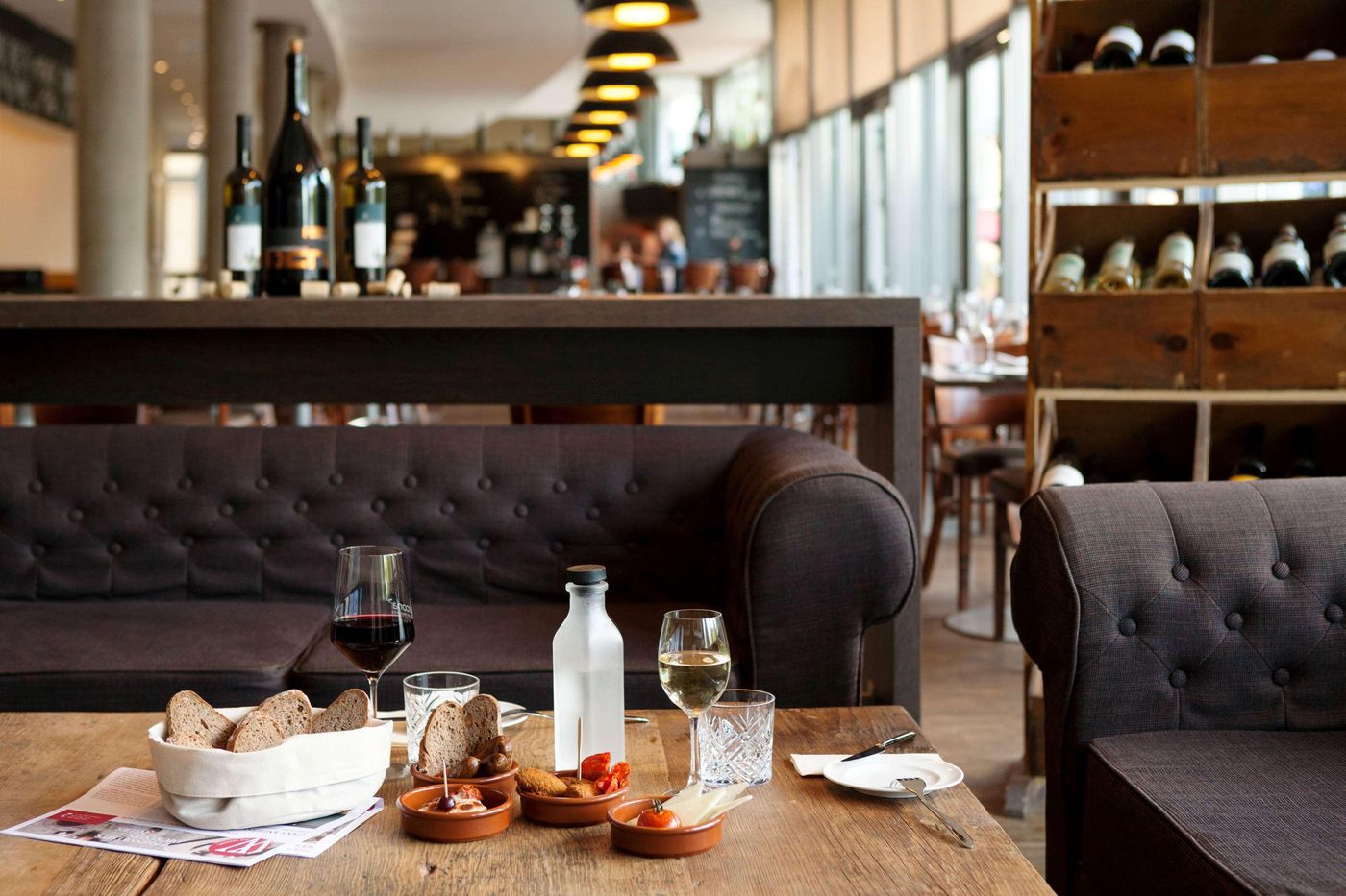 Vienna-House-By-Wyndham-Havelufer-Potsdam-Restaurant-12