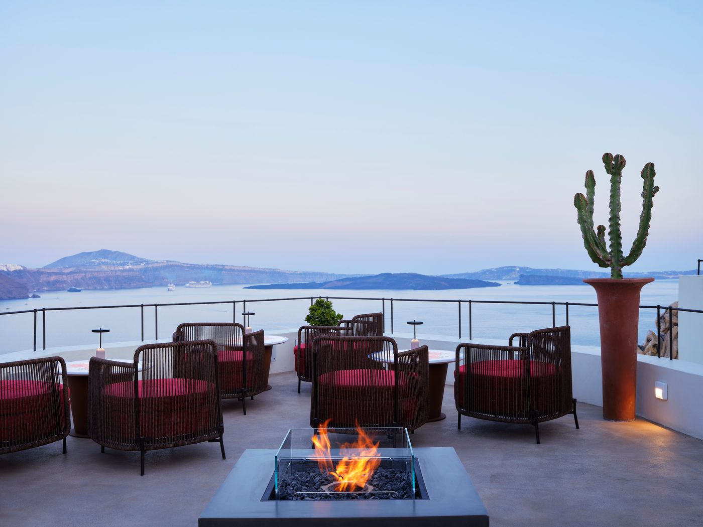 Andronis-Luxury-Suites-Restaurant-4