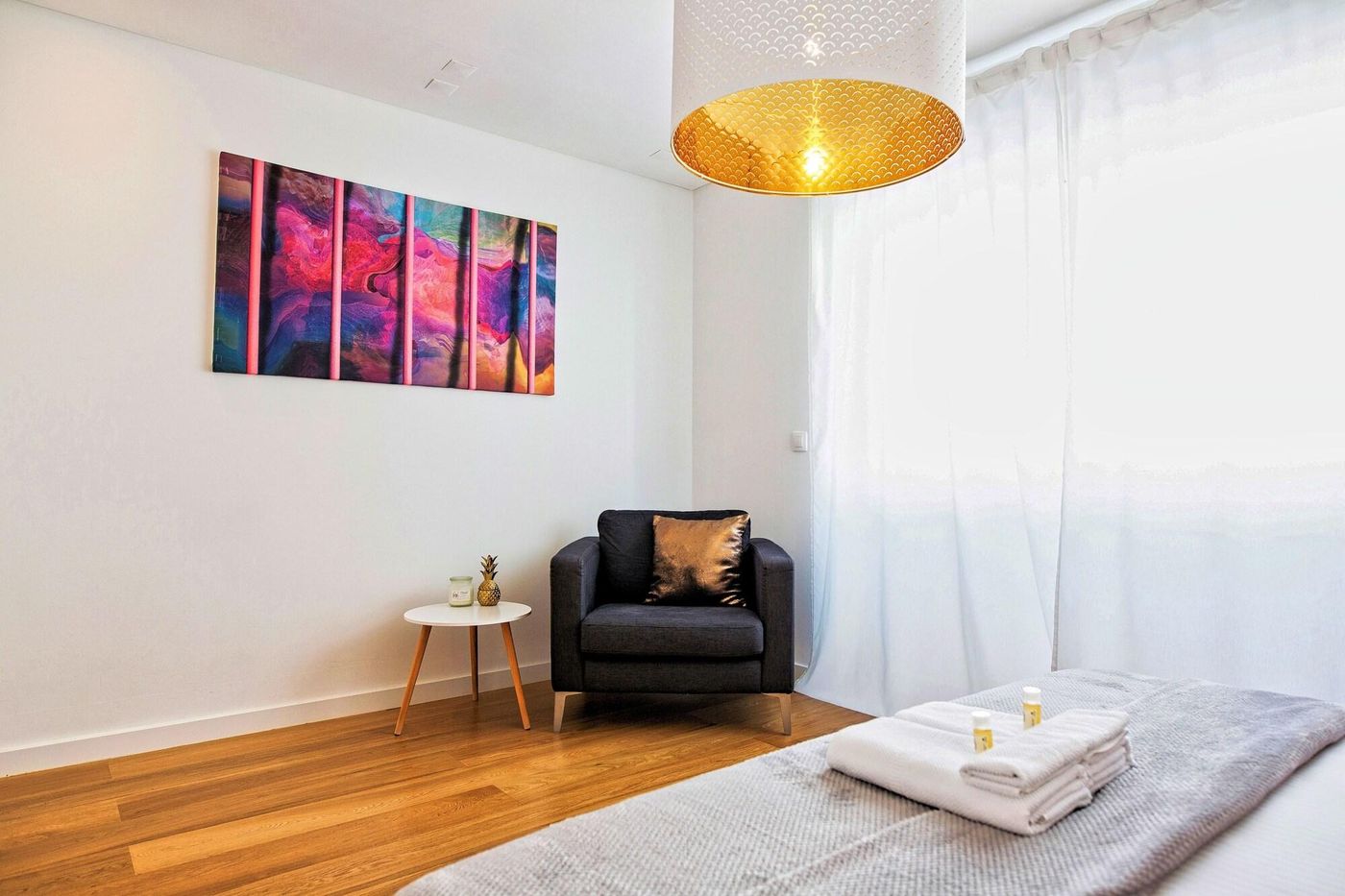 Industrial-Lisbon-Apartment---Adults-Only-Room-24