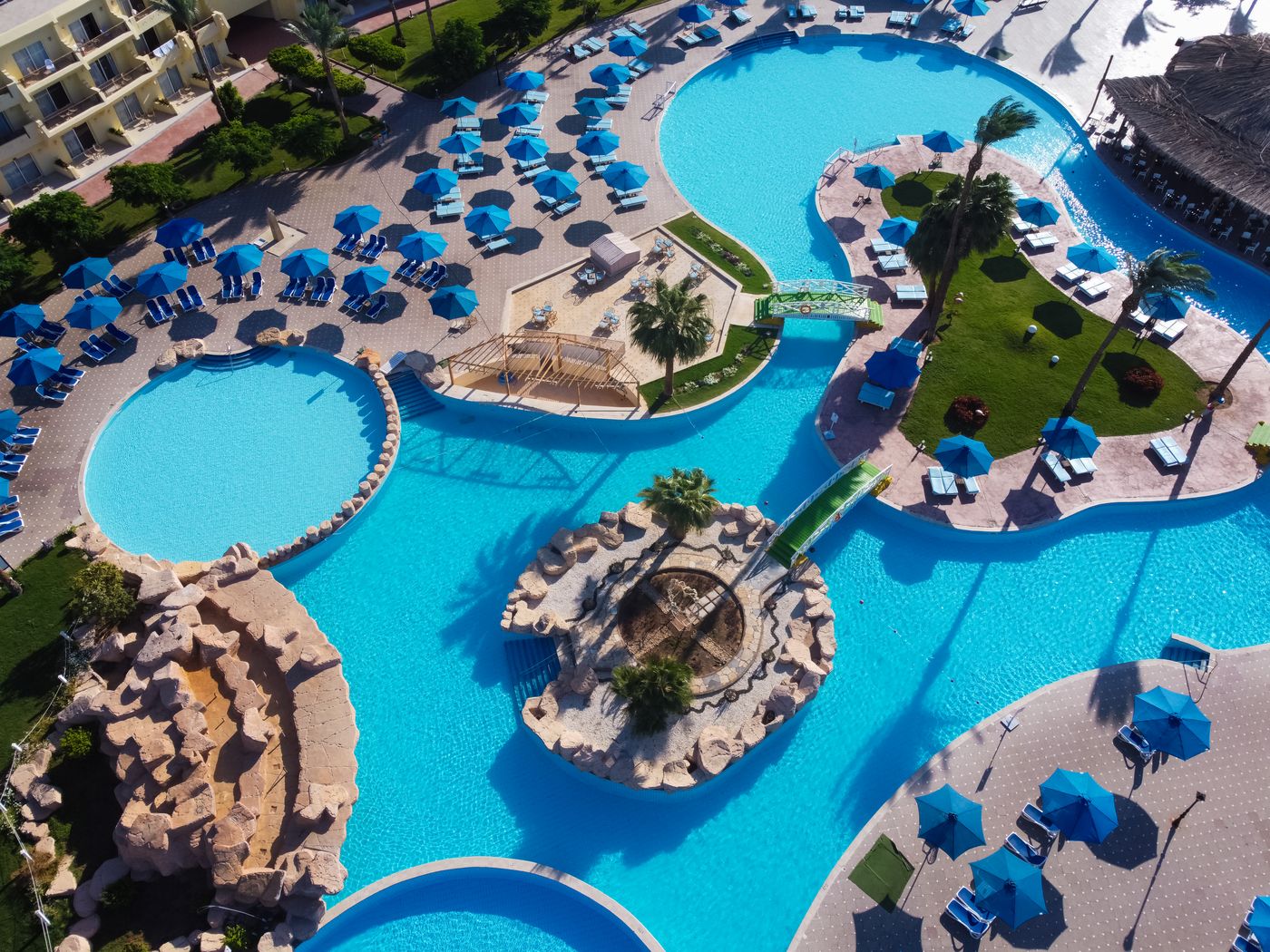 New - Amwaj Oyoun Hotel and Resort