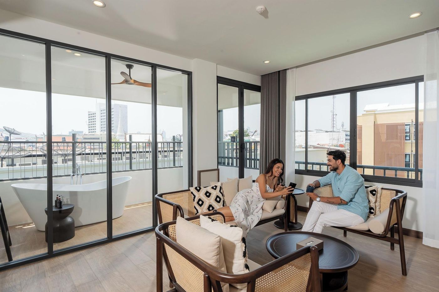 Pranakorn-Heritage-Hotel-Room-4