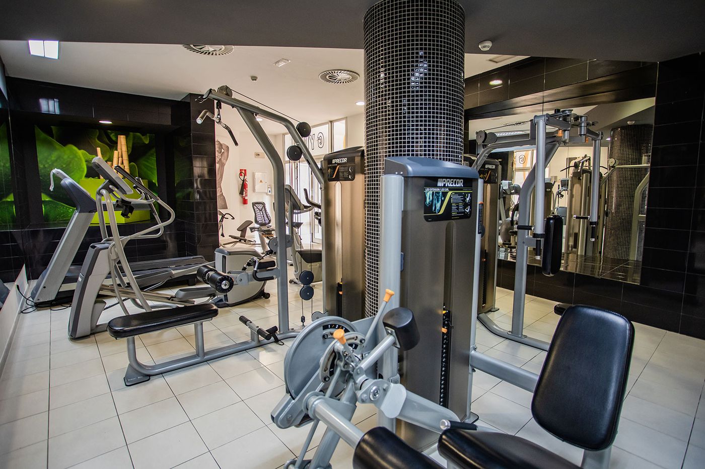 Servatur-Don-Miguel-Adults-Only-Sports-and-Entertainment-68