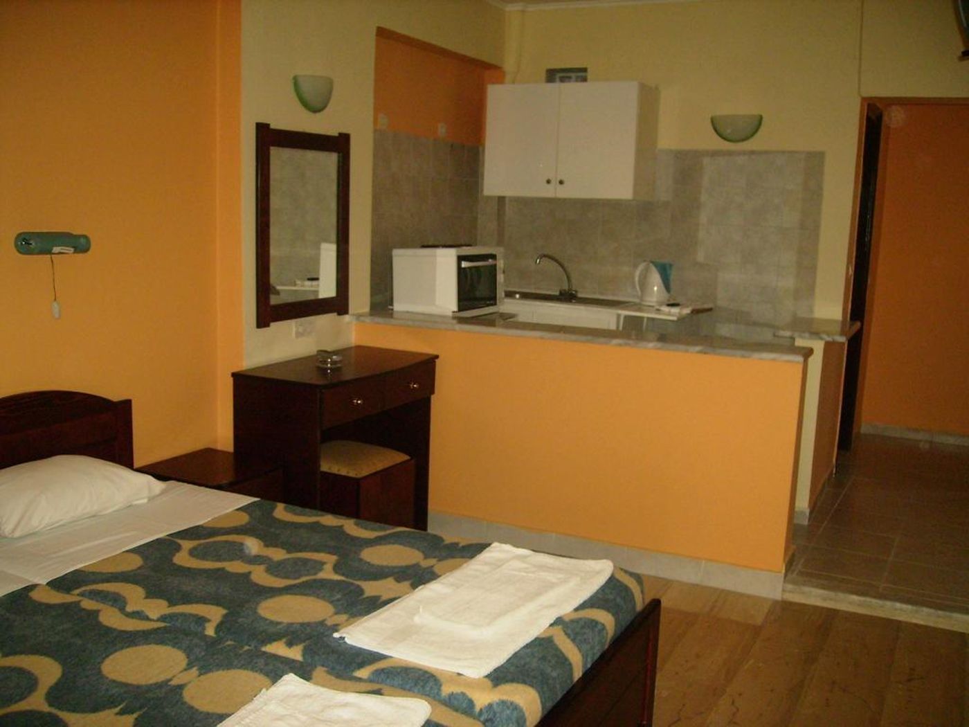 Aggelos Family Hotel