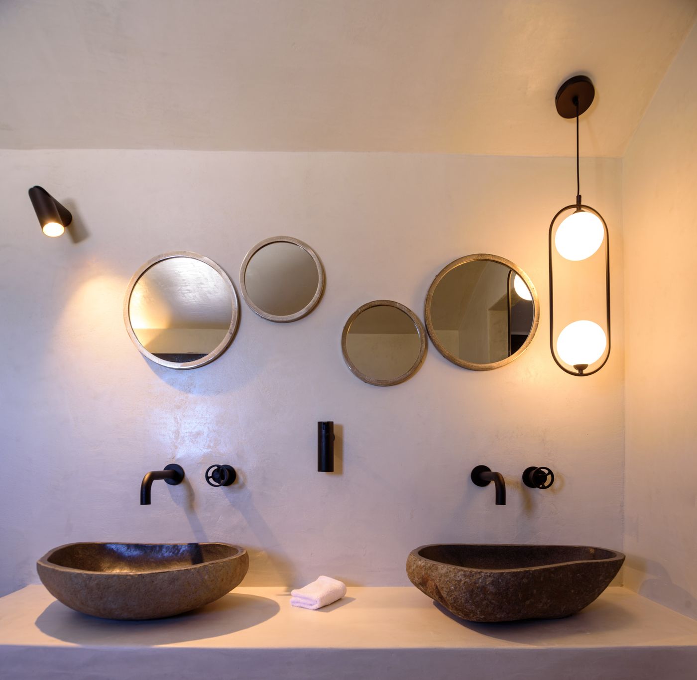 Lf-Suites---Villas-Room-17