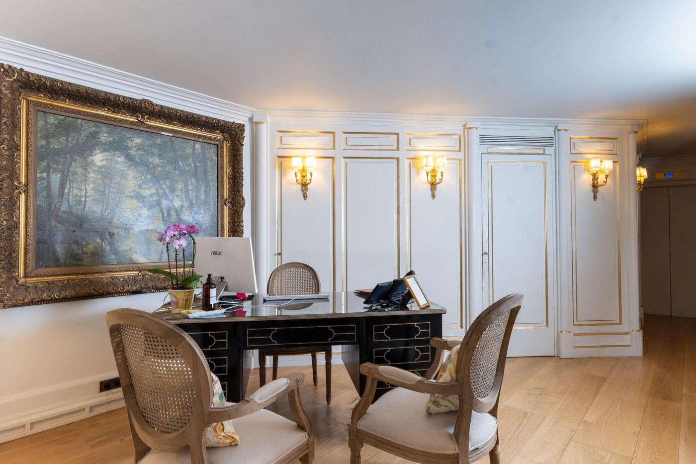 Le-Saint-Paul-Lobby-32