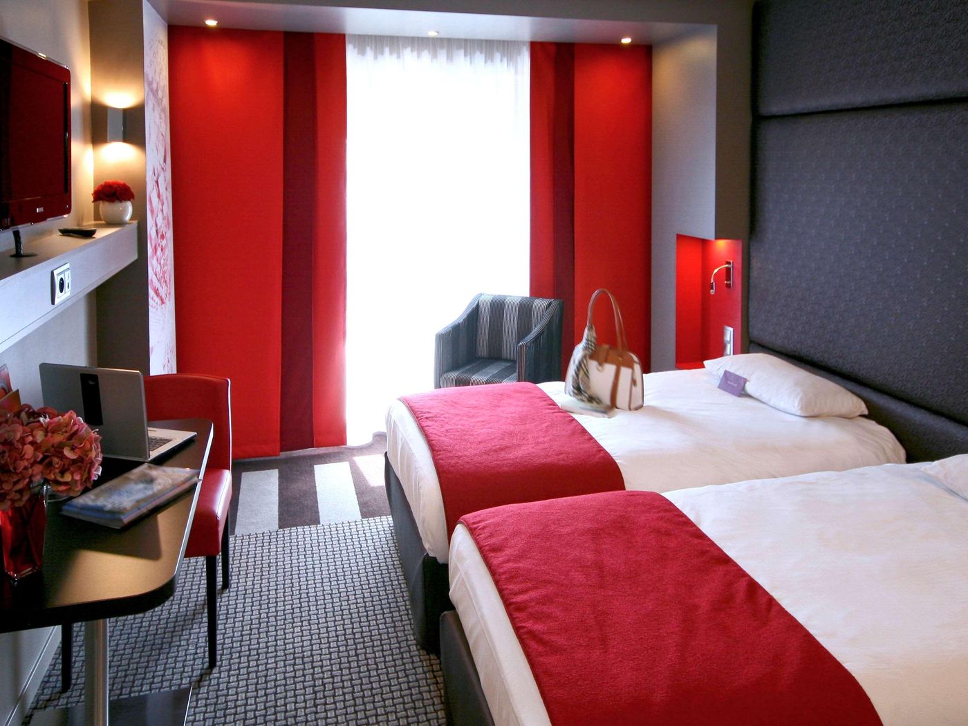 Mercure-Paris-Montmartre-Sacre-Coeur-Room-34