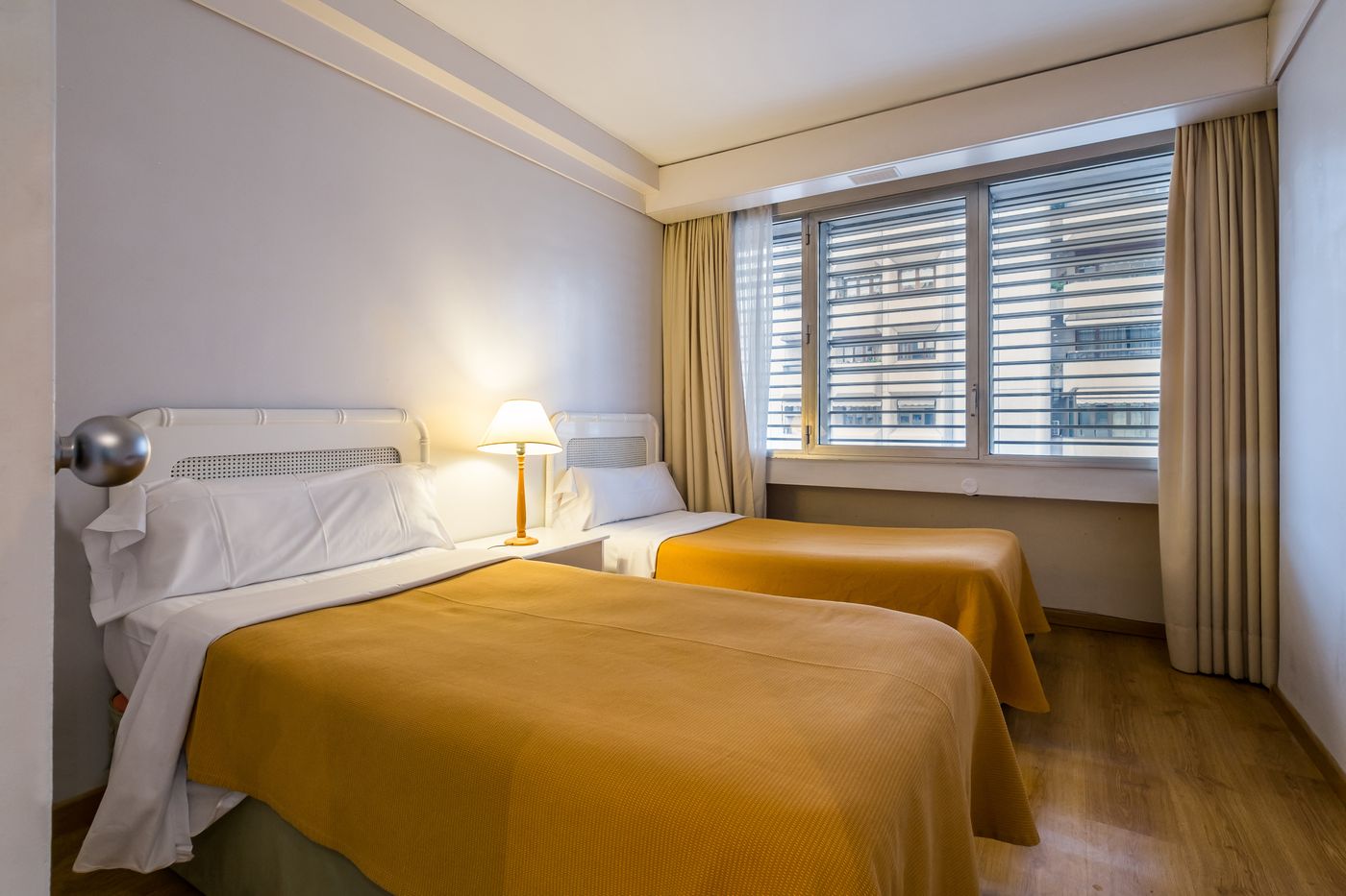 Aptos-Eurobuilding-2-Room-29