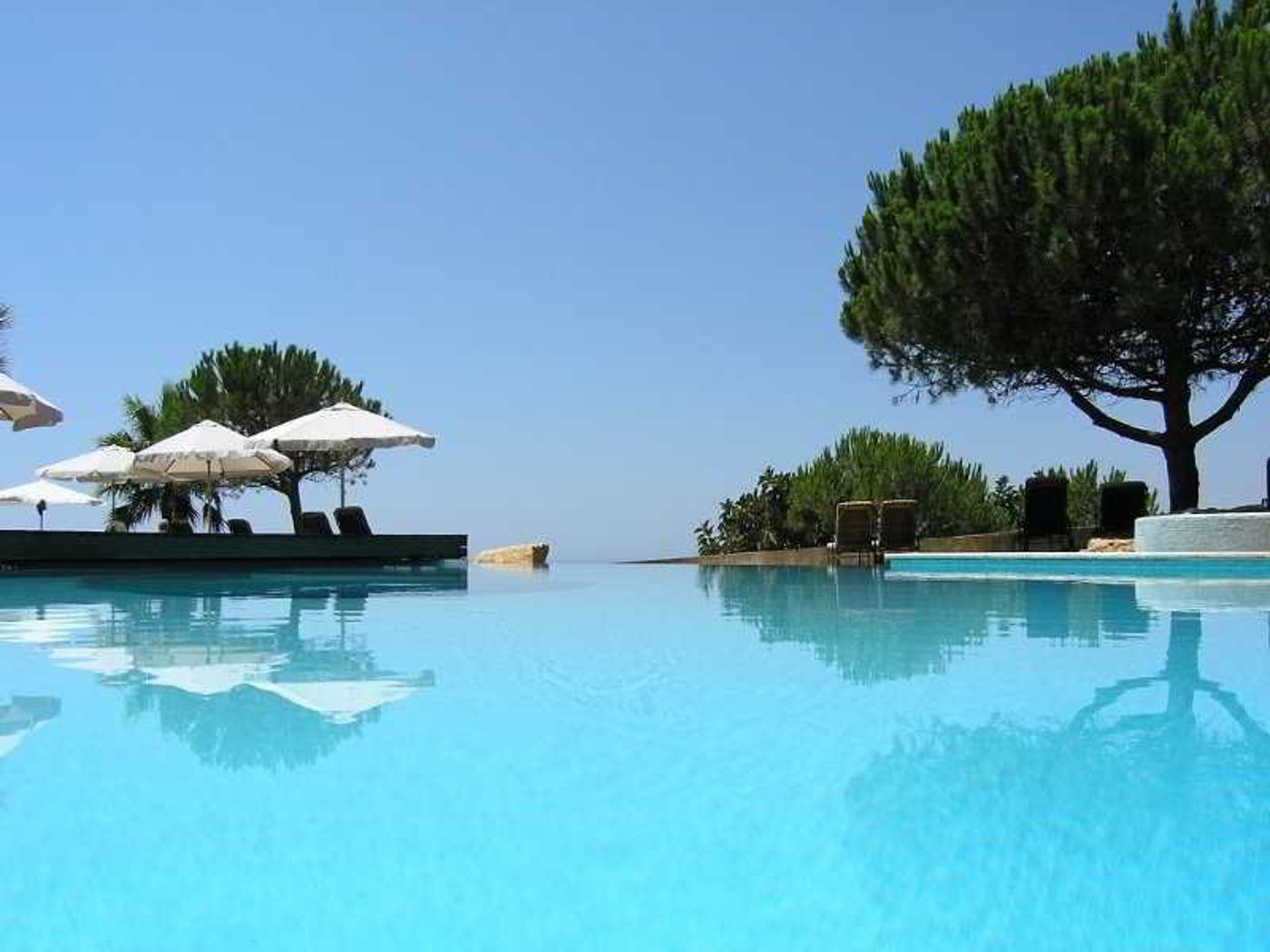 Boutique-Hotel-Miranda-Pool-12