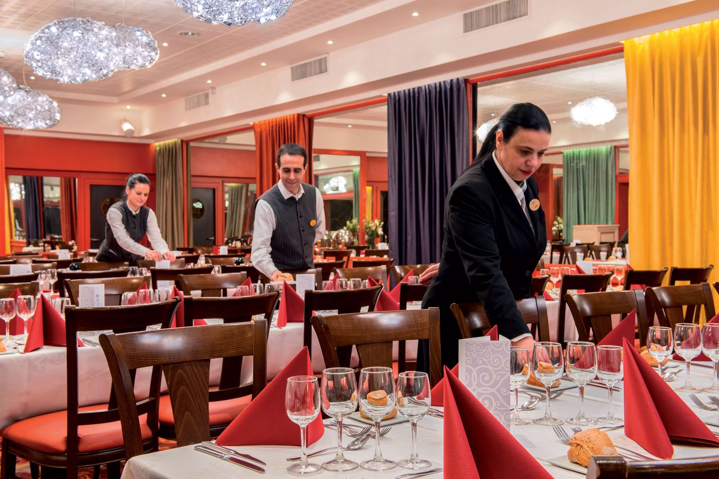 Hotel-Provinces-Opera-Vacances-Bleues-Restaurant-25