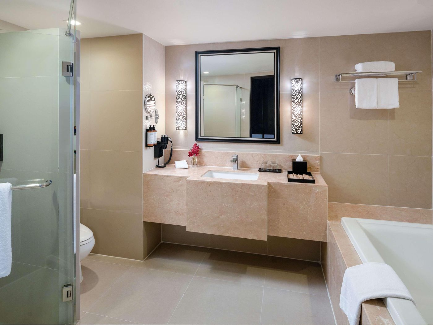 Mercure-Bangkok-Sukhumvit-11-Room-53