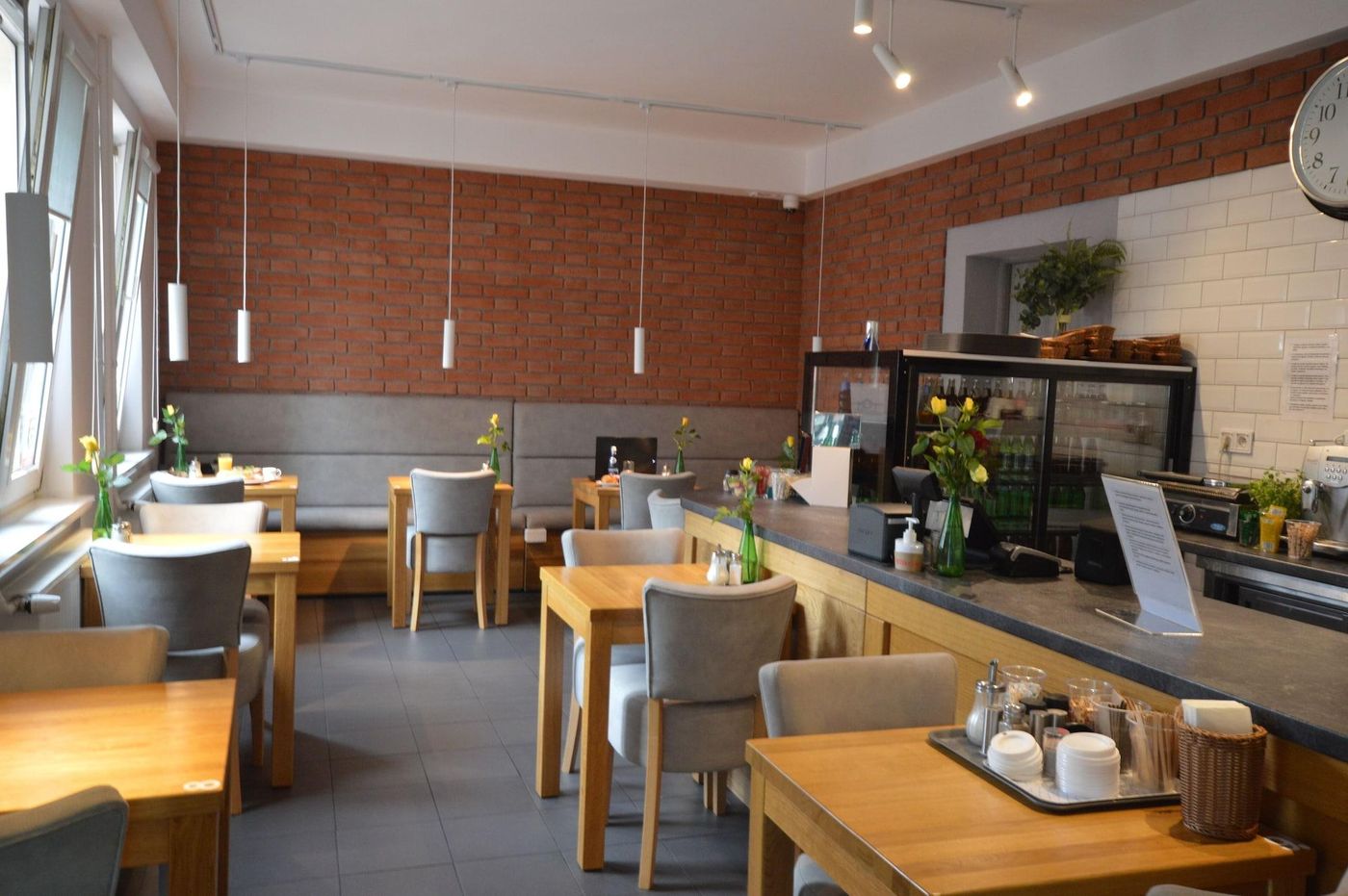 Cracow-Central-Aparthotel-Restaurant-11