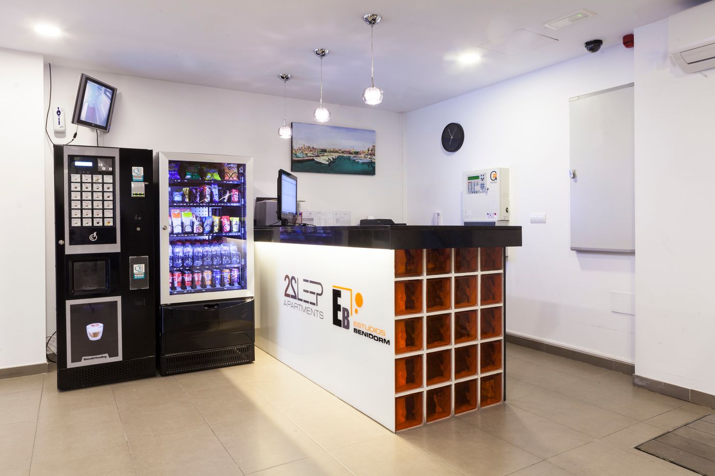 Estudios-Benidorm-Lobby-47