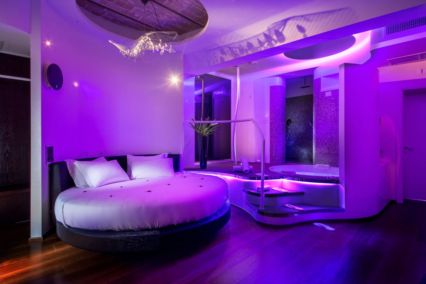 SuiteSistina-For-Brave-Lovers-Room-19