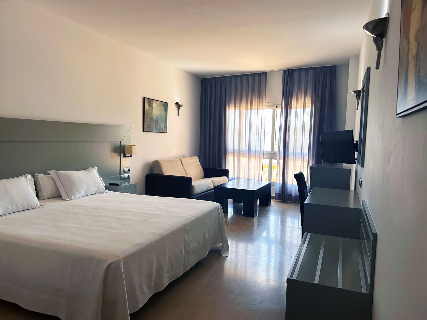 Puerto-Juan-Montiel-Spa-and-Base-N----utica-Room-24