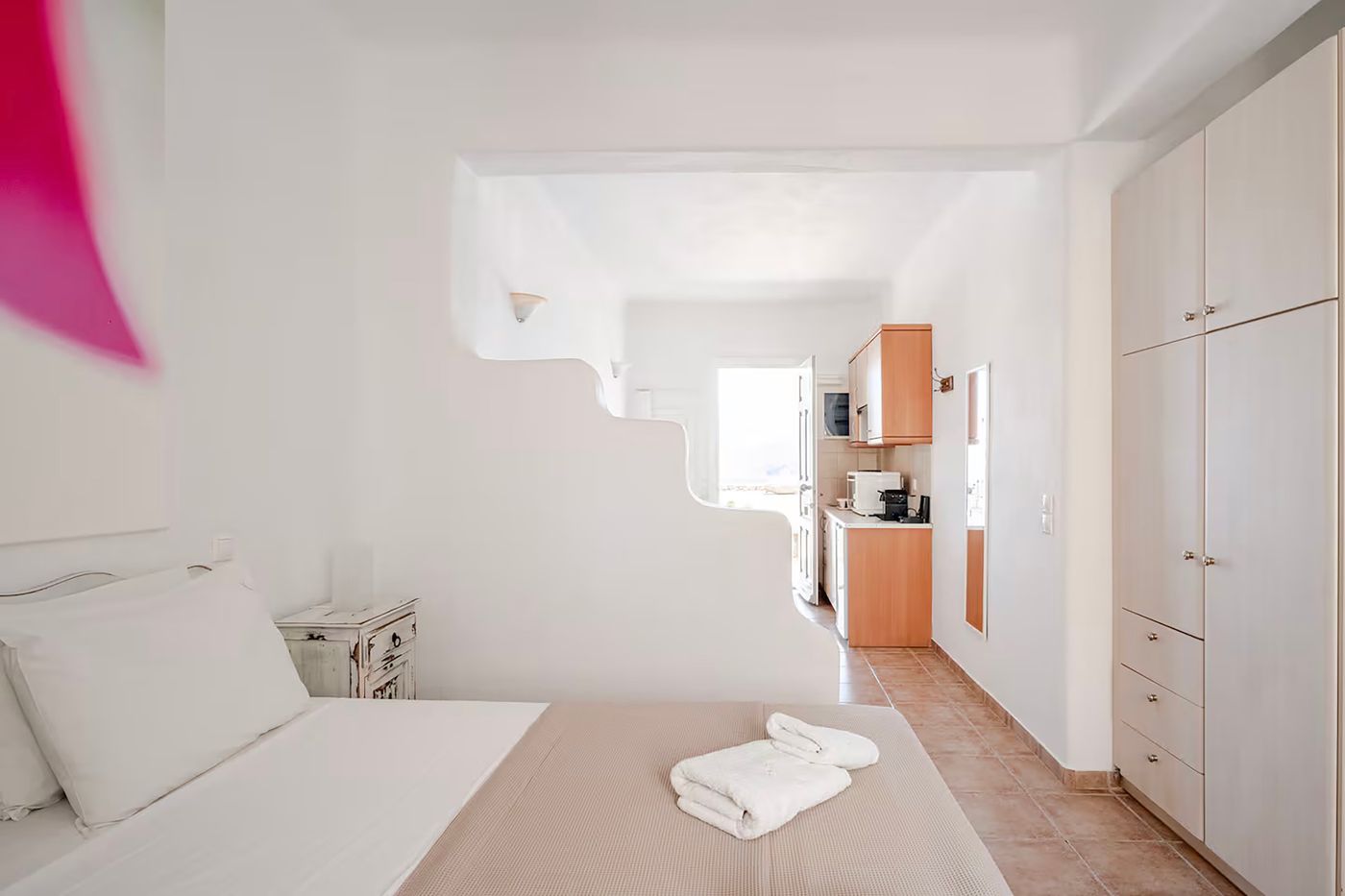 Yakinthos-Residence-Room-23