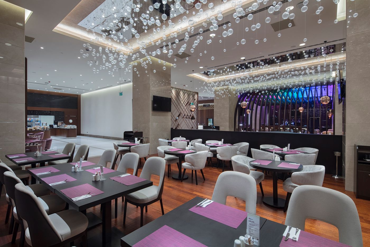DoubleTree-by-Hilton-Istanbul-Umraniye-Restaurant-40