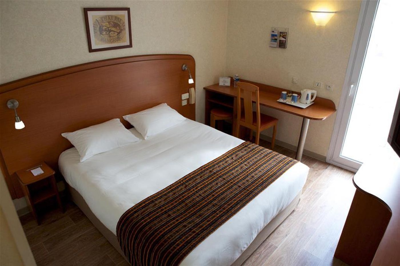 Kyriad Marseille Est Aubagne Gémenos-France-GÉMENOS-General view-1