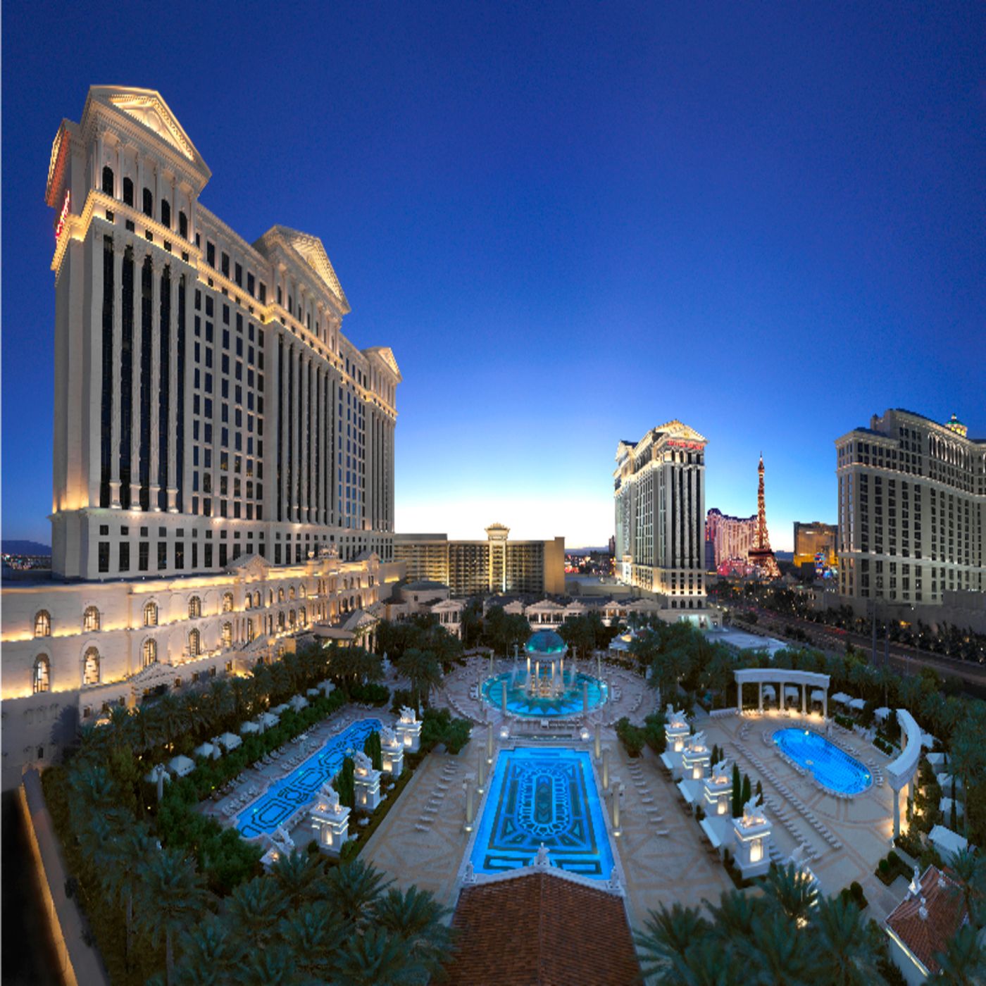 Caesars-Palace-Pool-118
