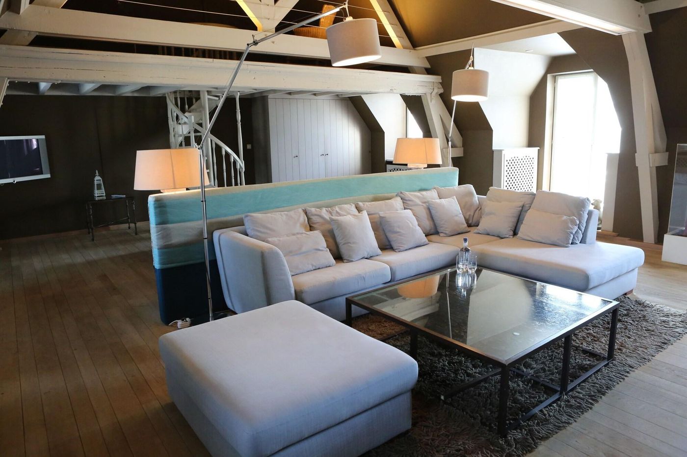 Charl's-Belgium-KNOKKE-HEIST-Room-7