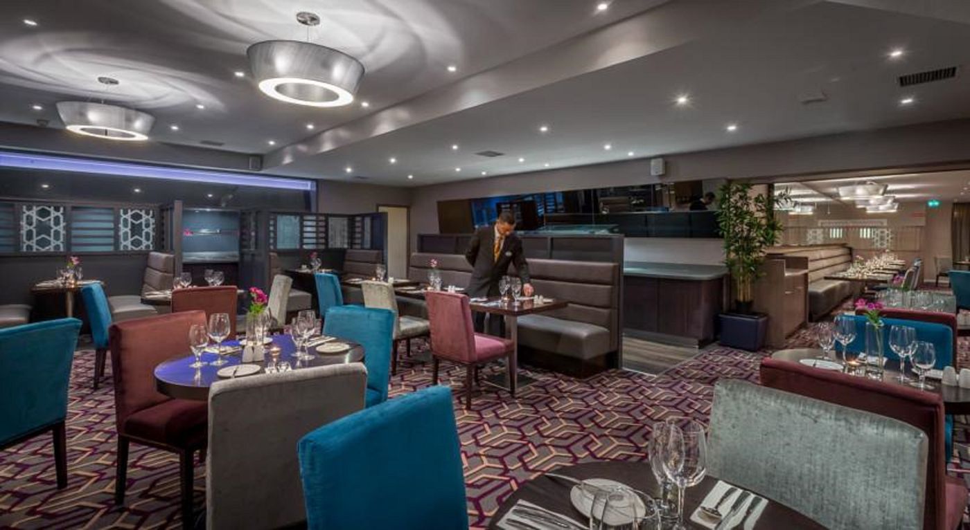 Maldron-Hotel-Dublin-Airport-Restaurant-10