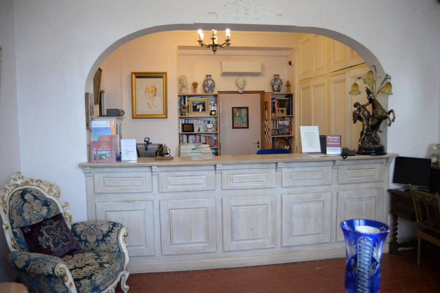 Château de Meï-Lésé-France-LA CROIX-VALMER-Lobby-9