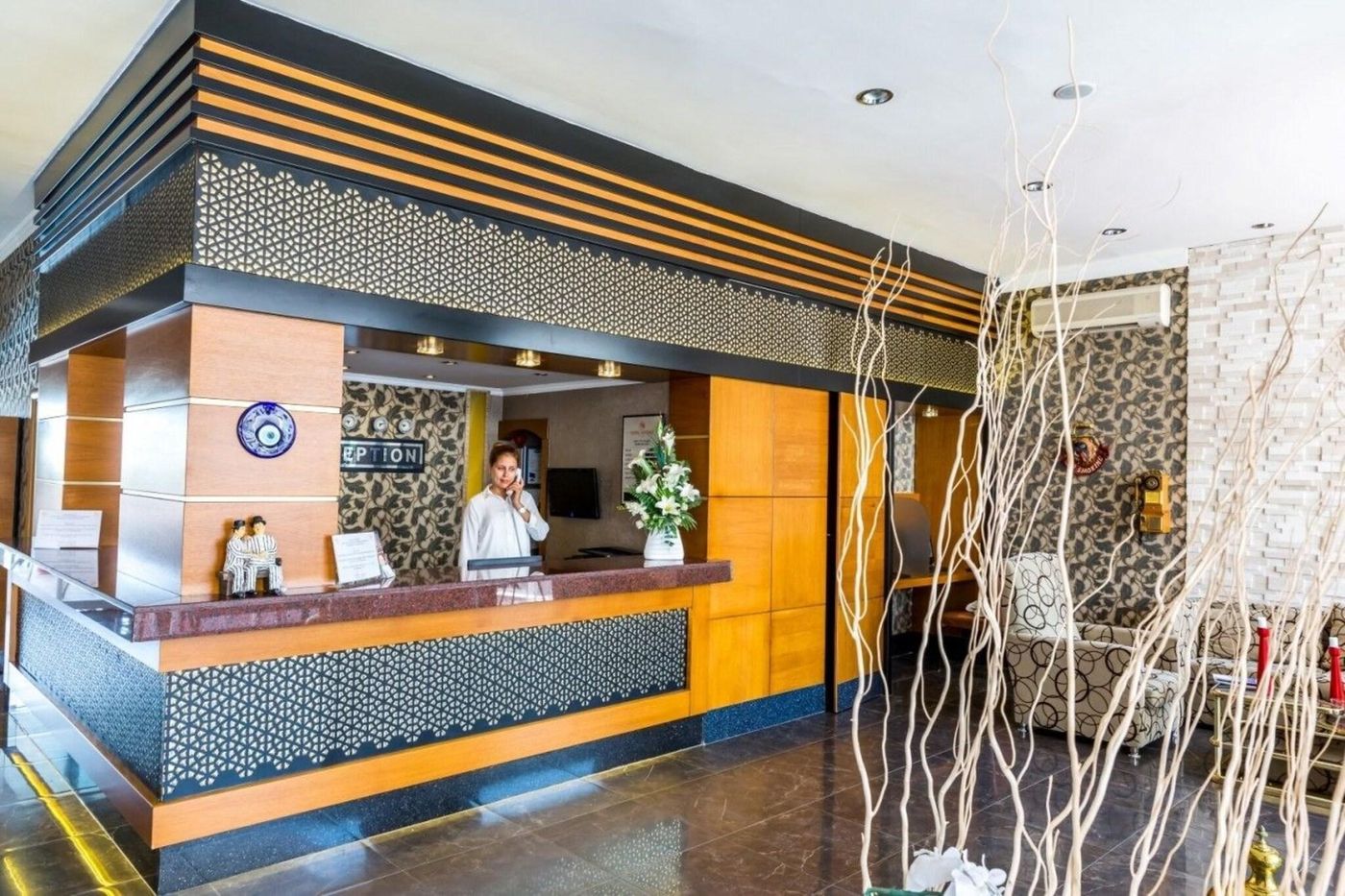 Ketenci-Hotel-Lobby-34