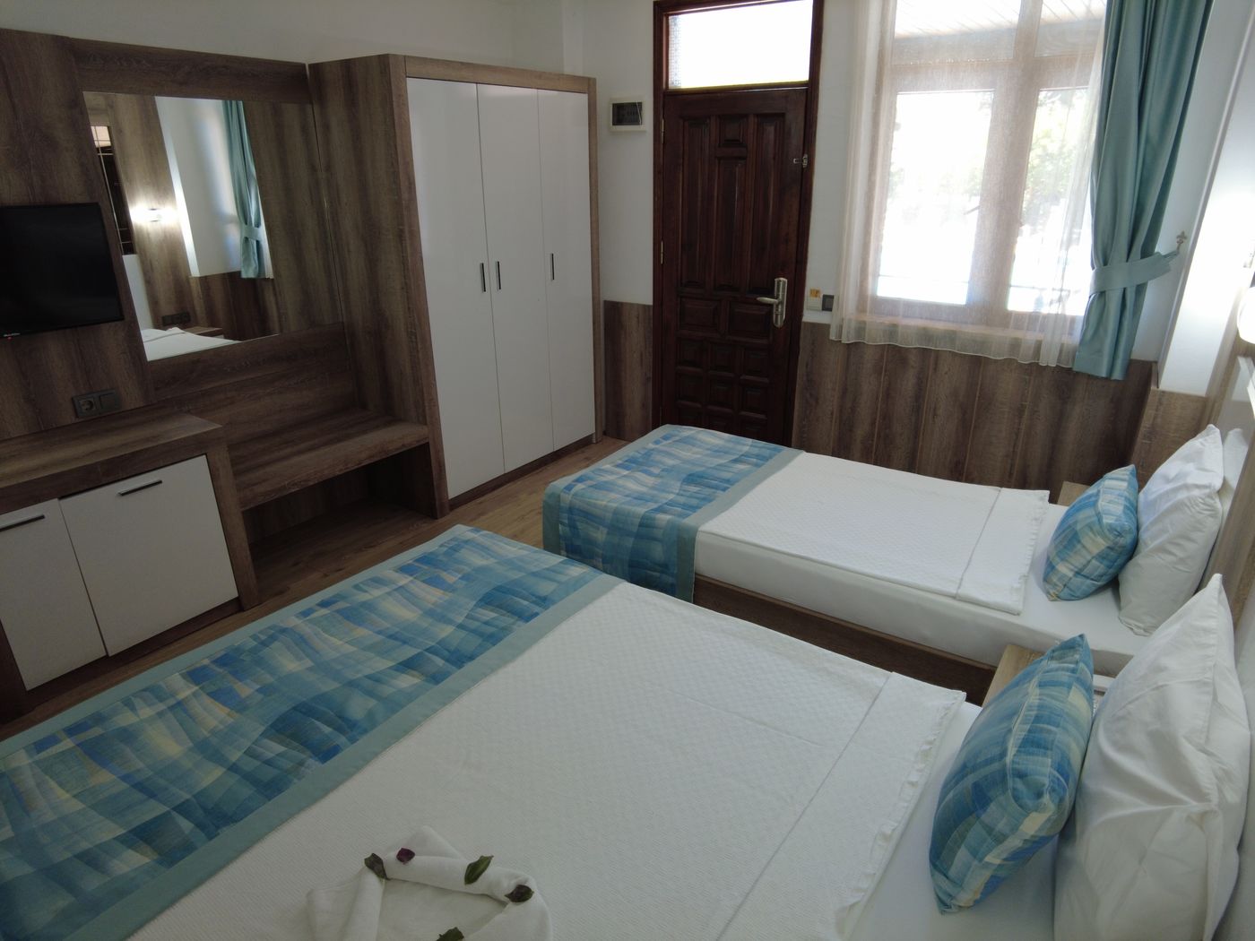 Oscar-Boutique-Hotel-Room-33