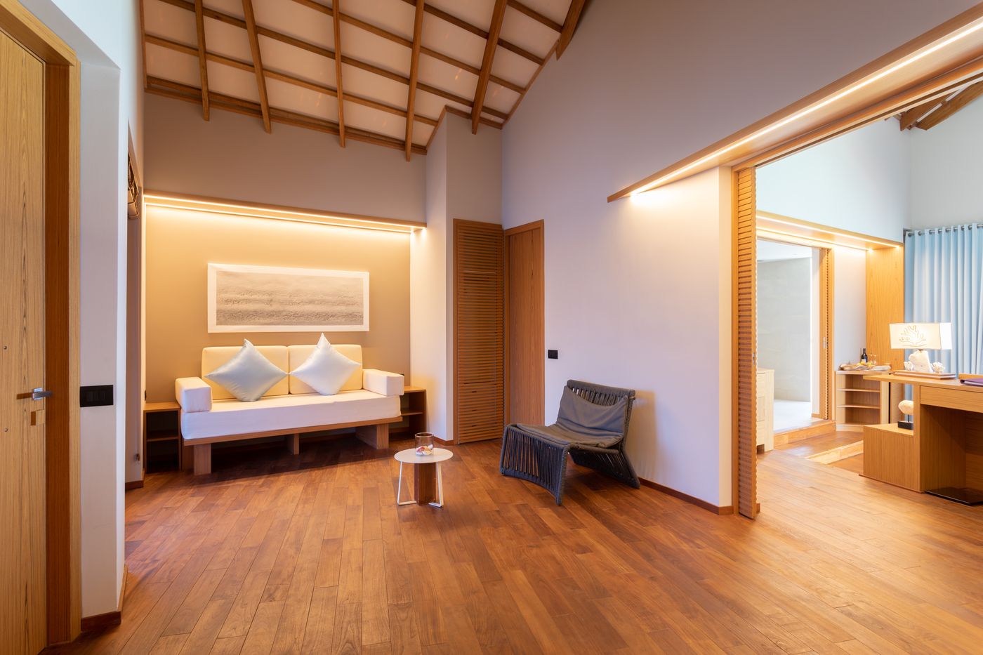 Cinnamon Velifushi Maldives