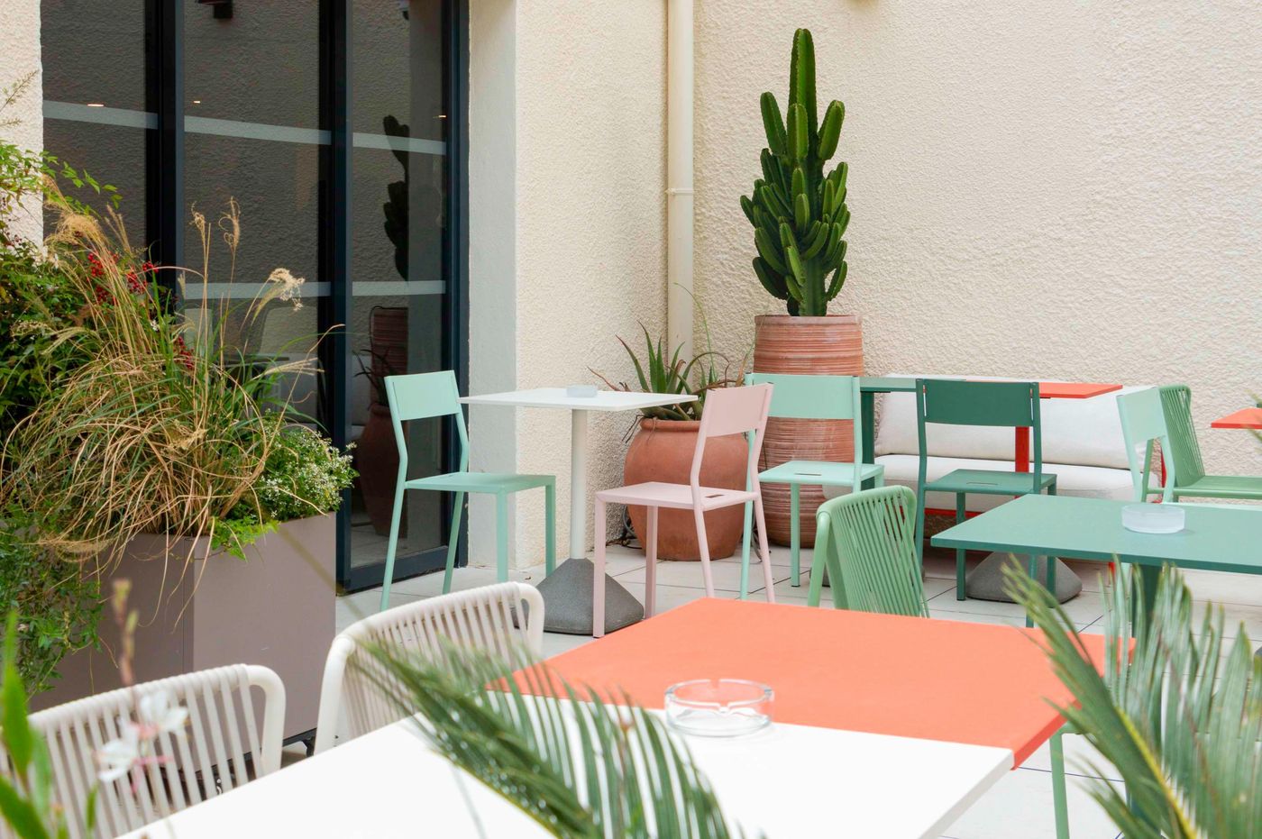 Kyriad Marseille Palais Des Congres - Velodrome-France-MARSEILLE-General view-10