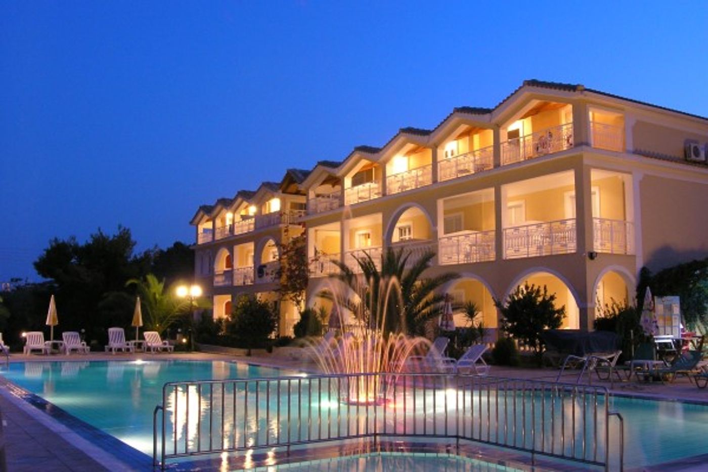 Sunflower Apartments Studios