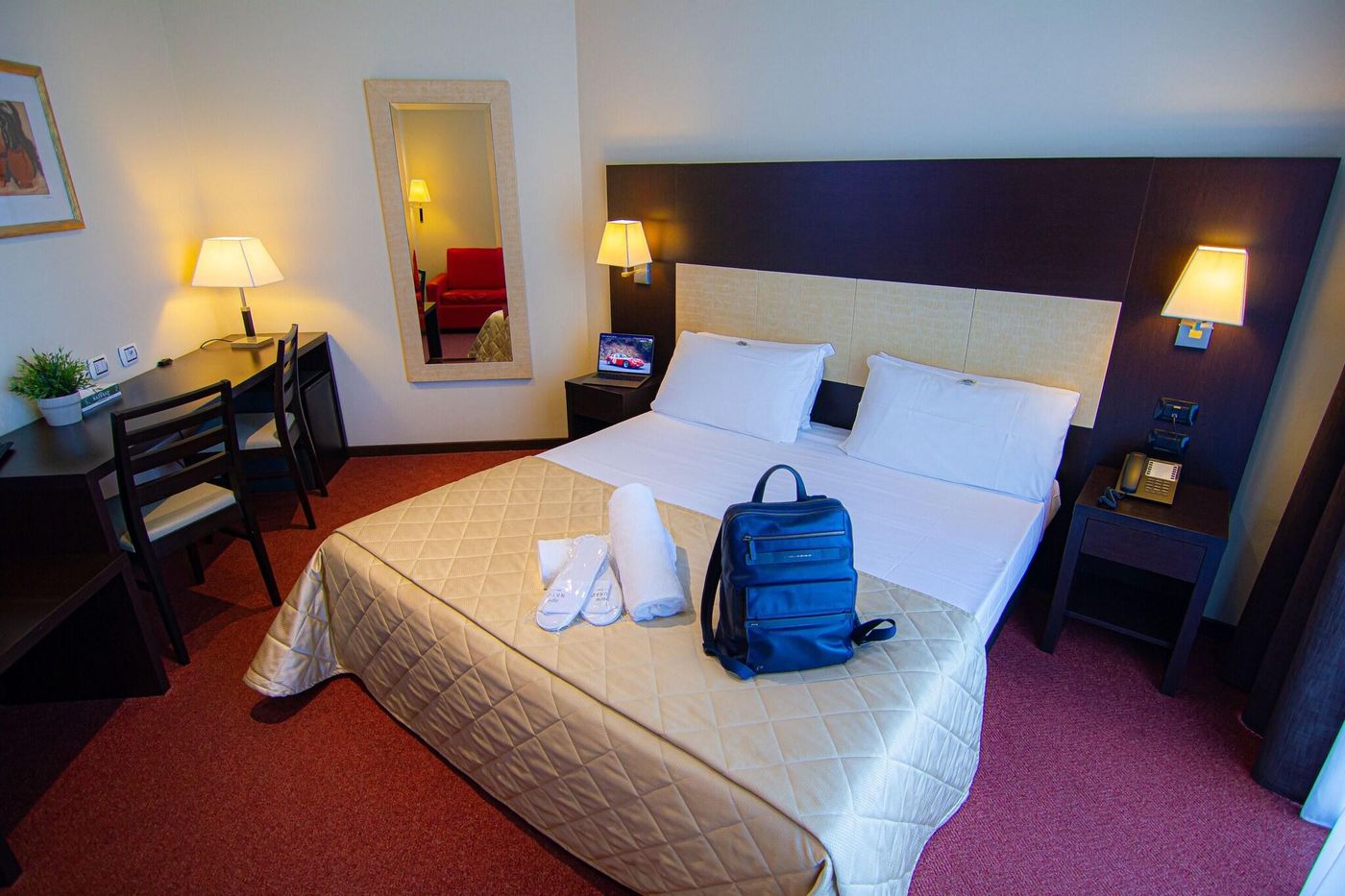 Hotel-Tuscany-Inn-Room-20