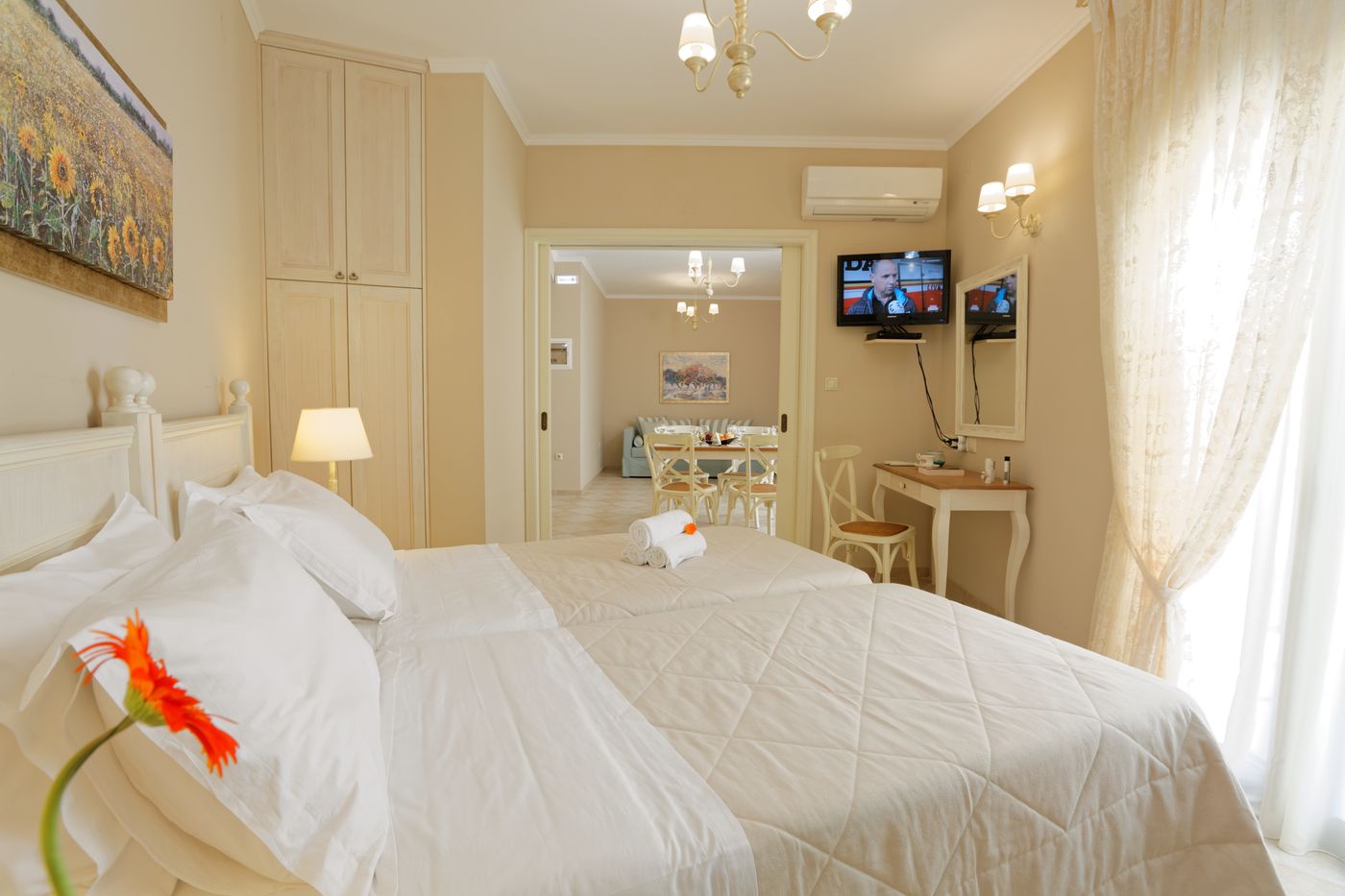 Ionia-Suites-Room-9