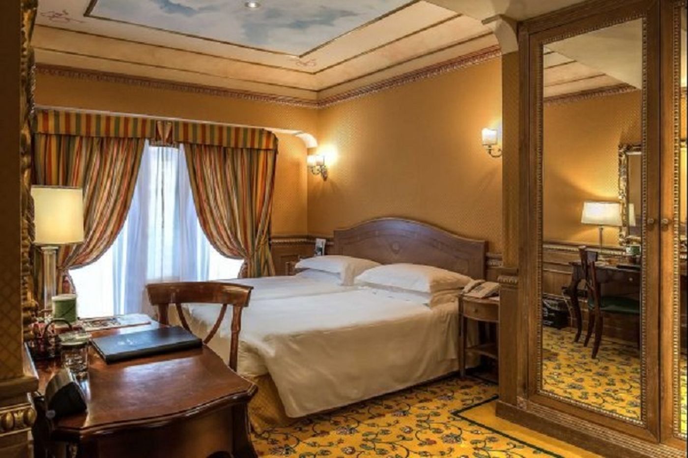 Hotel-River-Palace-Room-52