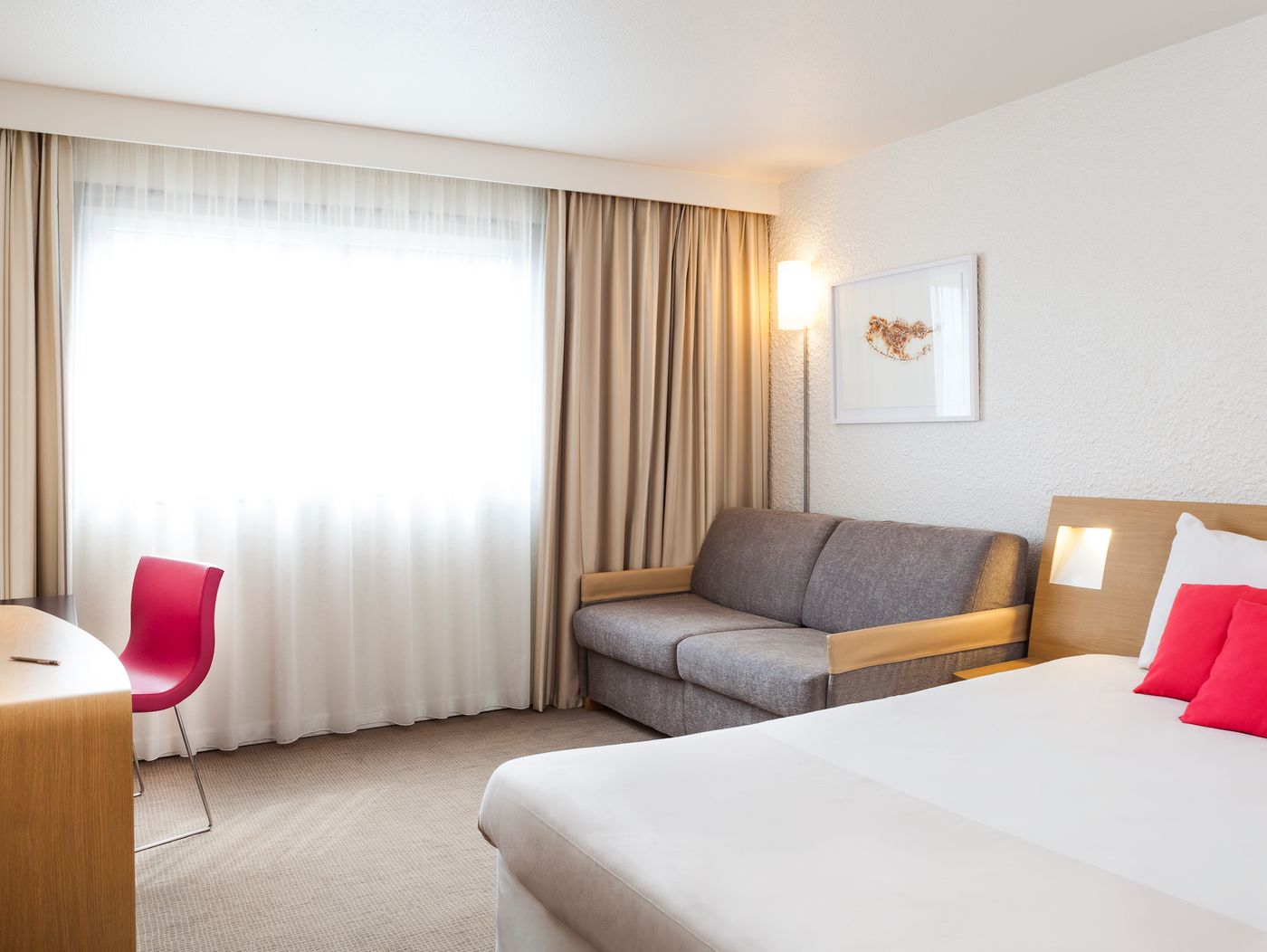 Novotel-Paris-la-Defense-Room-28