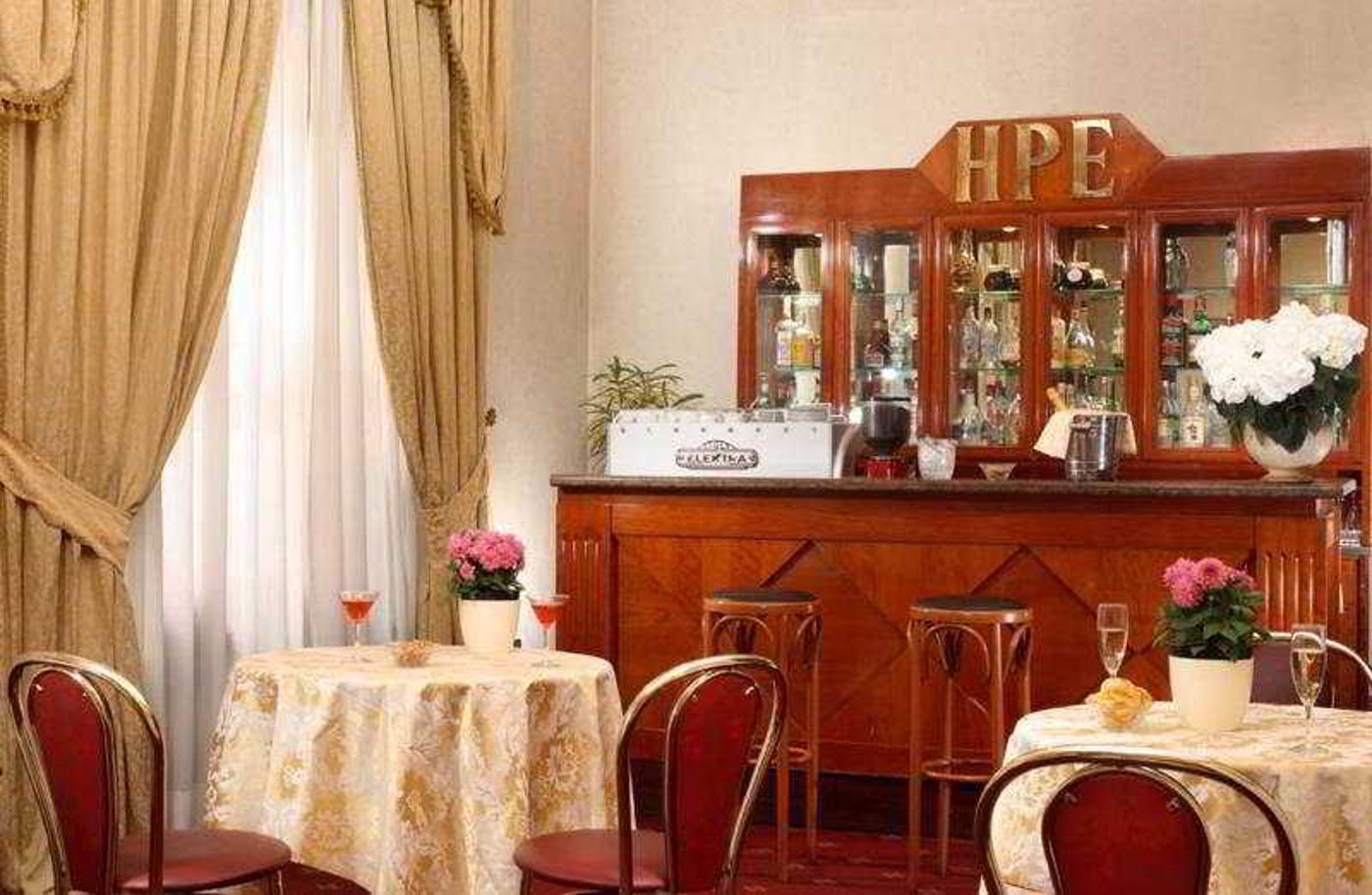 Pace-Helvezia-Bar-10