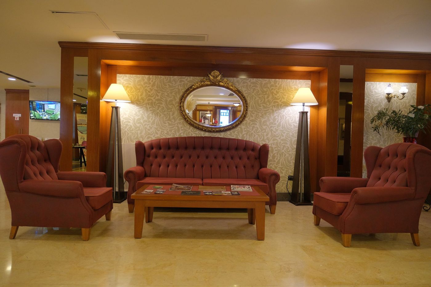 The-Green-Park-Bostanci-Lobby-14