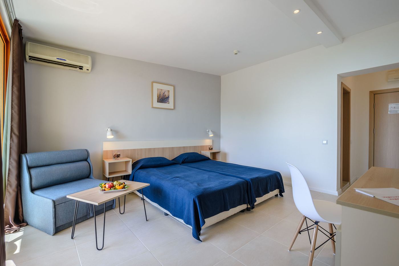 Primasol-Sunlight-Sunrise-Room-13