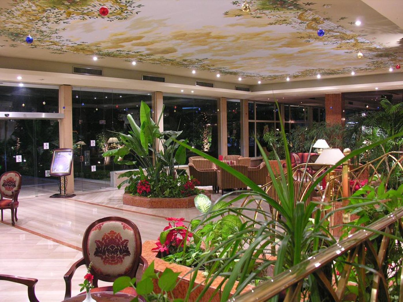 Pyramisa-Hotel-Luxor-Sports-and-Entertainment-7