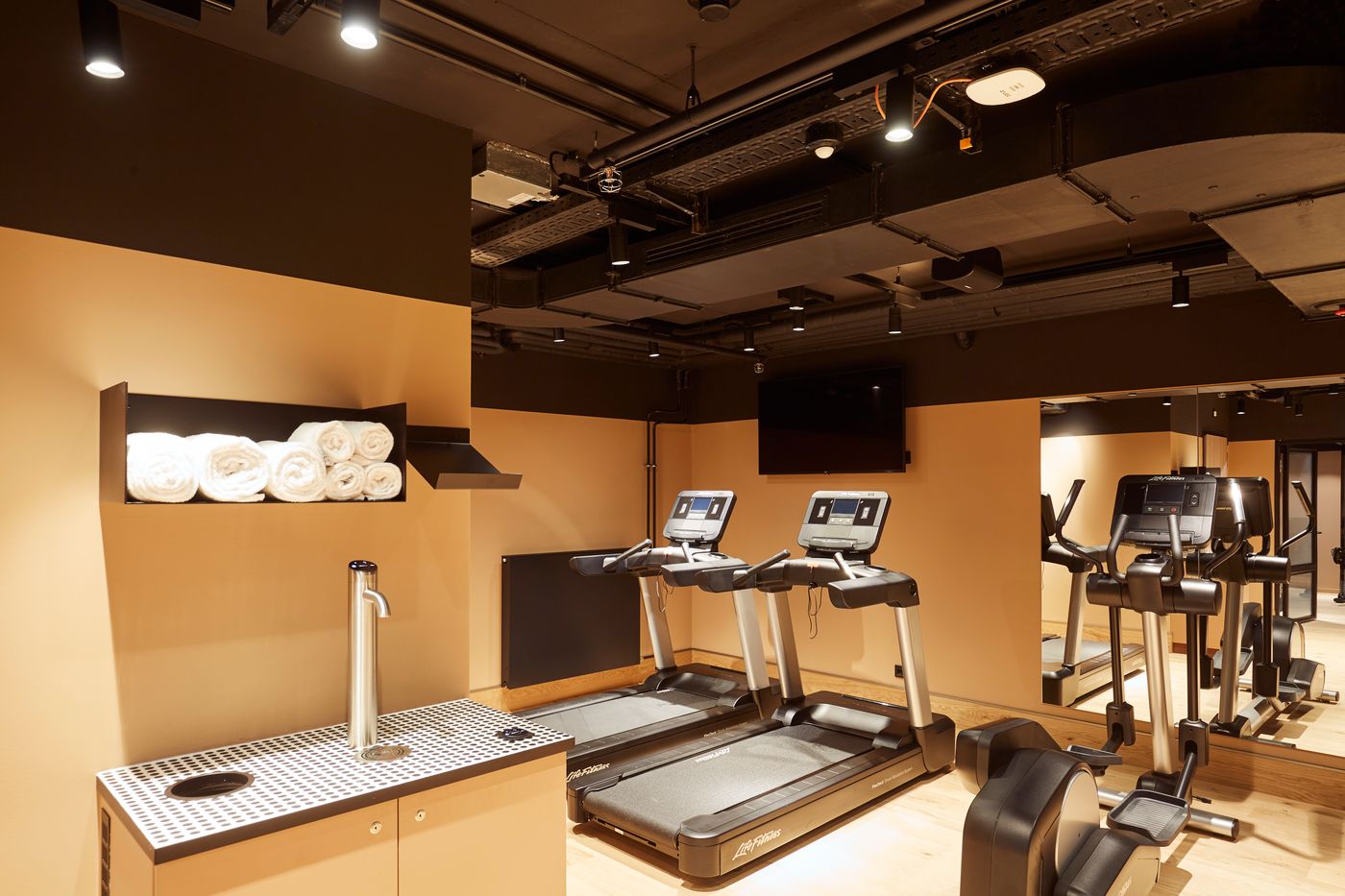 Scandic-Munchen-Macherei-Sports-and-Entertainment-39